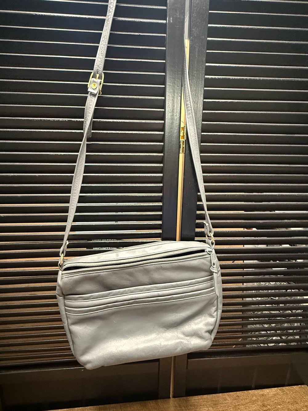 Classic Everyday Crossbody Bag in Light Gray